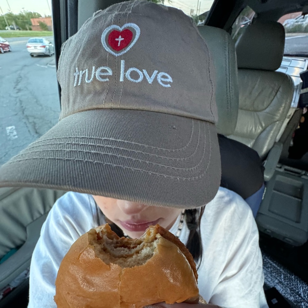 Hey! I'm Elizabeth!!